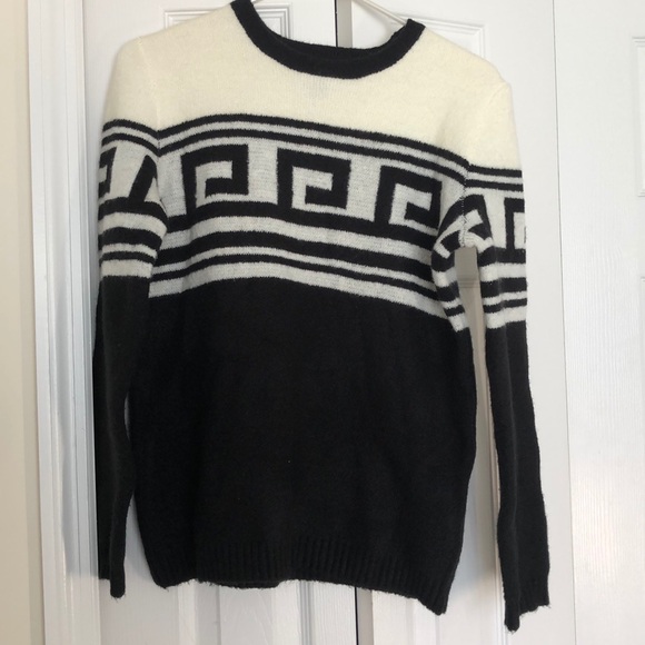 Forever 21 Sweaters - Forever21 Sweater Forever 21 Sweaters - Forever21 Sweater